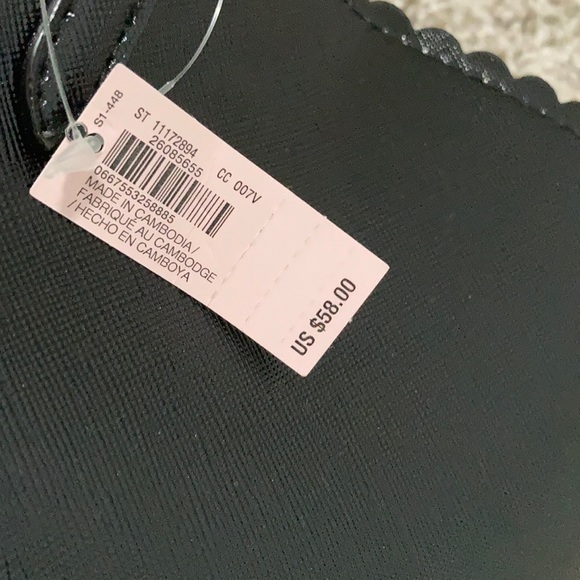 NWT Victoria’s Secret bag! - Picture 2 of 4